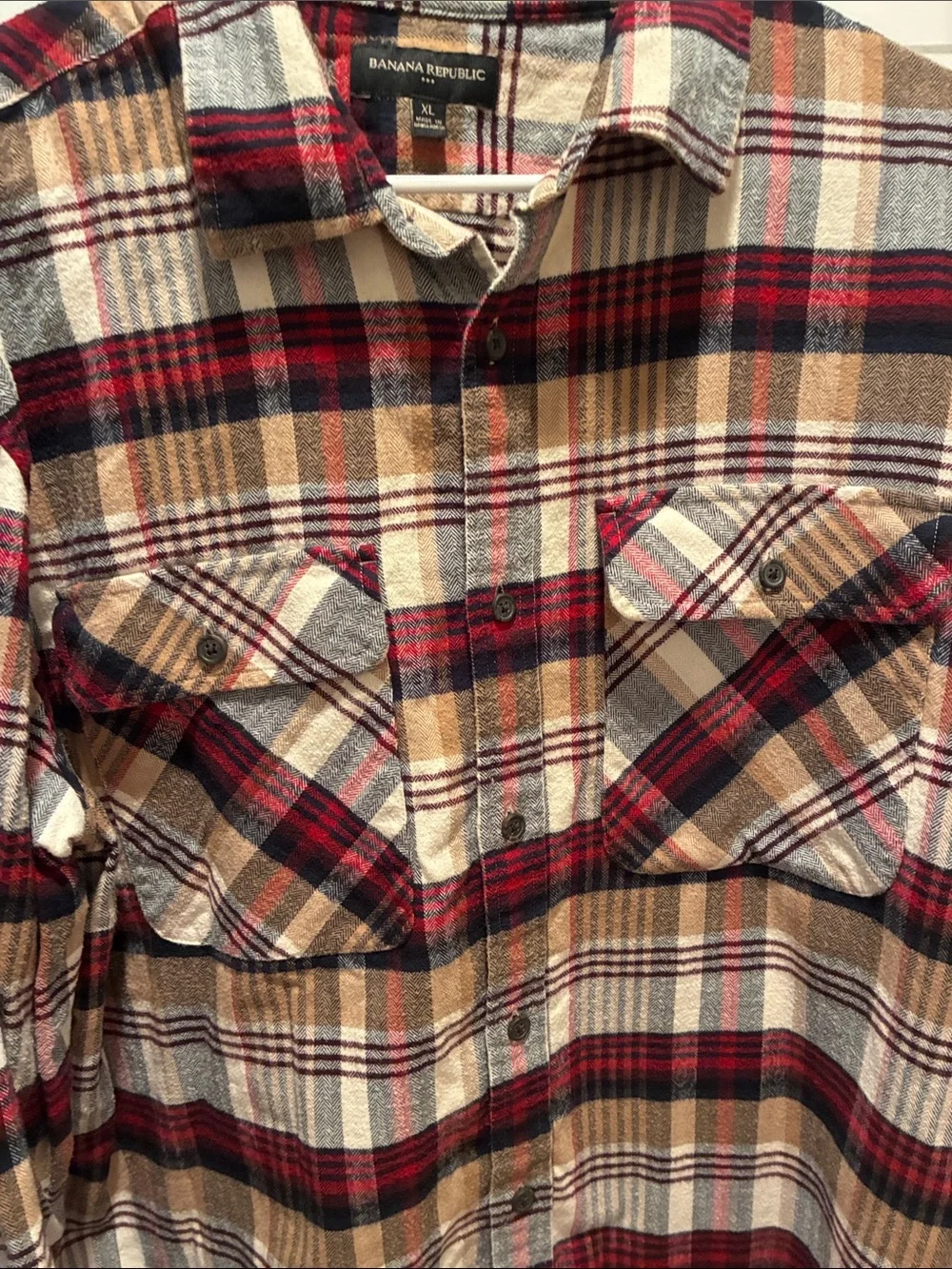 Banana Republic Men’s Red, Tan, Cream & Black Plaid Button-Front Shirt
